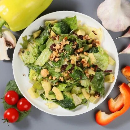 Салат Зелёный с авокадо -