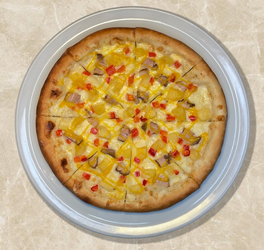 Пицца с курицей и ананасом
