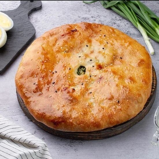 Осетинский пирог с яйцом, зеленым луком