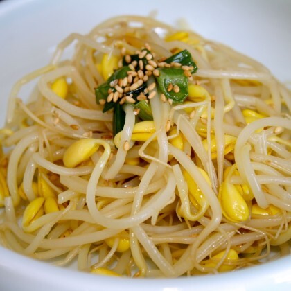 Салат из ростков сои