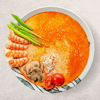 Том ям с креветкой