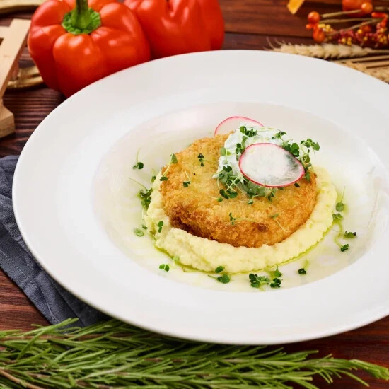 Хрустящий куриный крокет с картофельным пюре