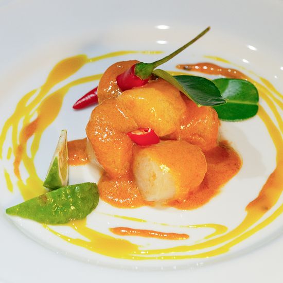 Гребешки в соусе «Том Ям»