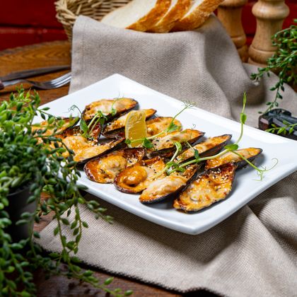 Мидии Спайси