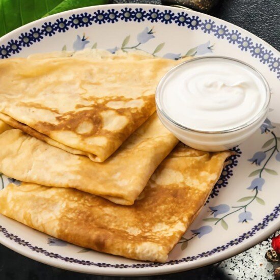 Блинчики со сметаной