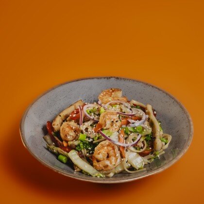 Морепродукты с овощами