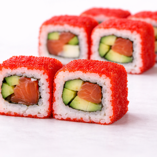 Калифорния с авокадо и лососем