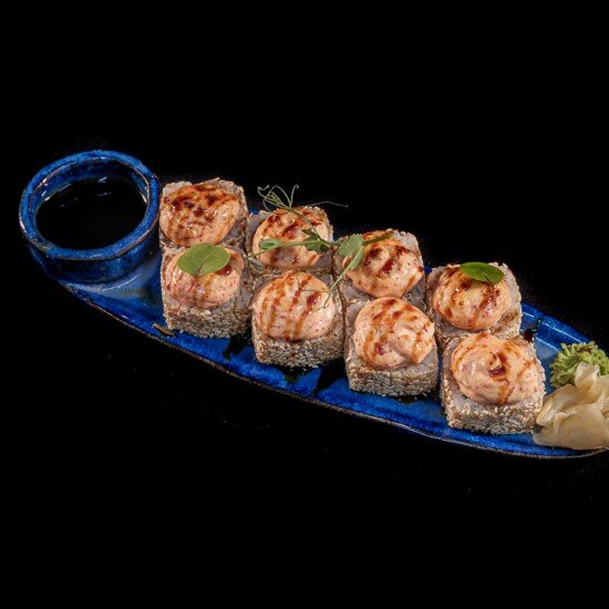 Запеченная калифорния в кунжуте