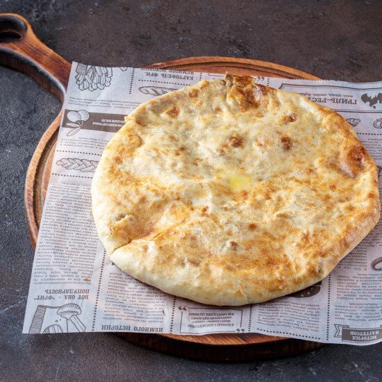 Пирог осетинский с тущеным мясом и картофелем