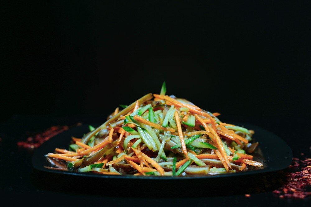 Салат из свиных ушей