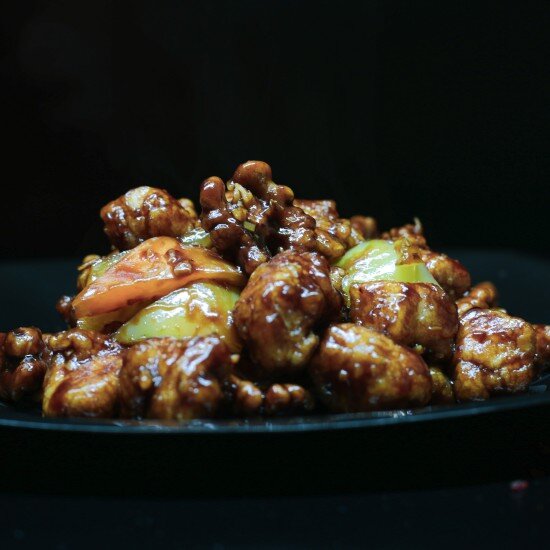 Курица с грецким орехом