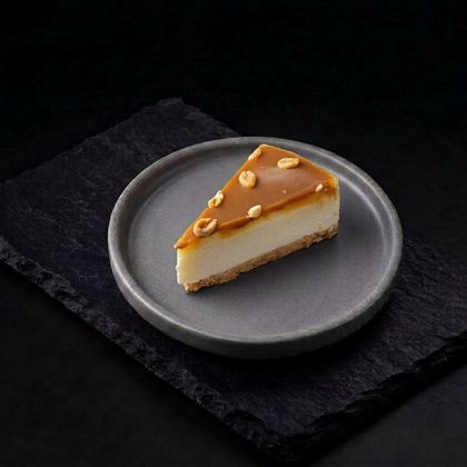 Чизкейк "Карамель с арахисом"