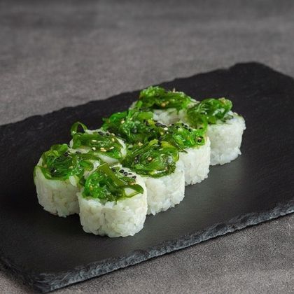 Вакаме с креветкой