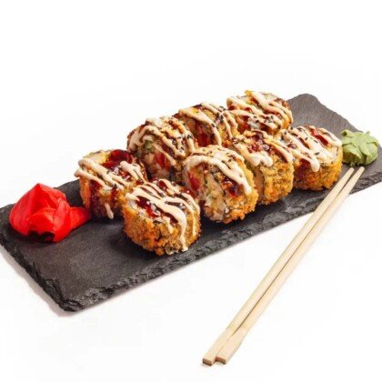 Ролл «‎Цезарь жаренный с креветкой »