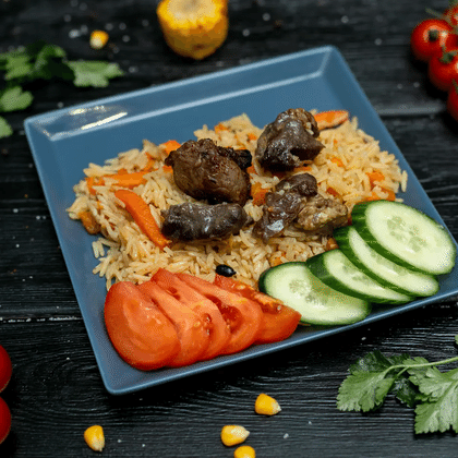 Плов + овощная нарезка