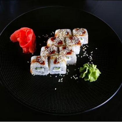 Нагоя с огурцом