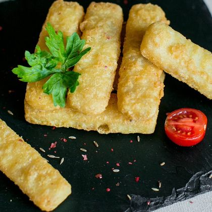 Палочки из филе минтая в панировке