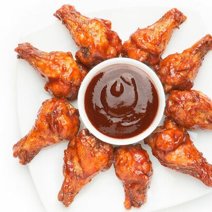 Крылышки Баффало с соусом барбекю