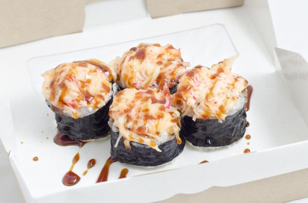 Запечённый мини ролл с крабом