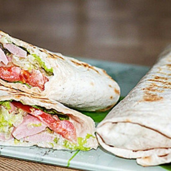 Шаурма с ветчиной и сыром