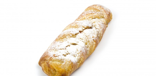 Слойка с абрикосом и творогом