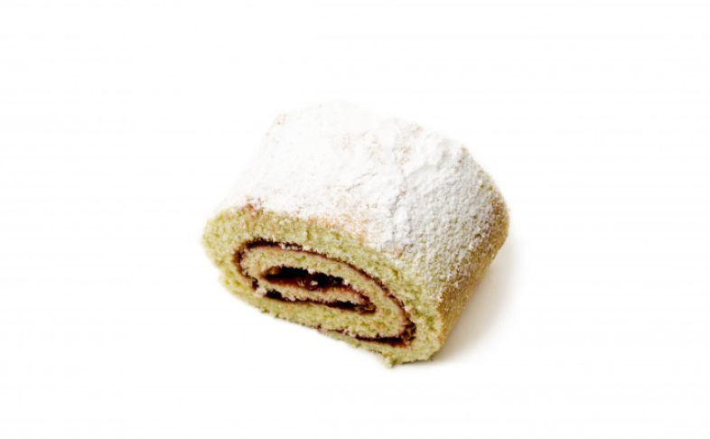 Рулет с клубникой