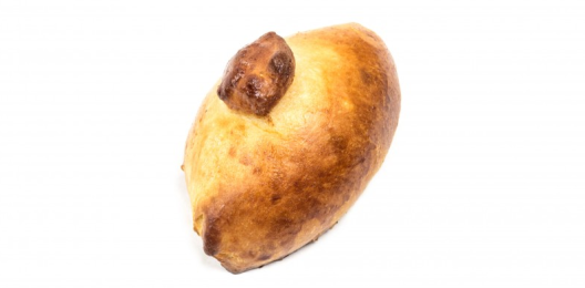 Булка с вишней