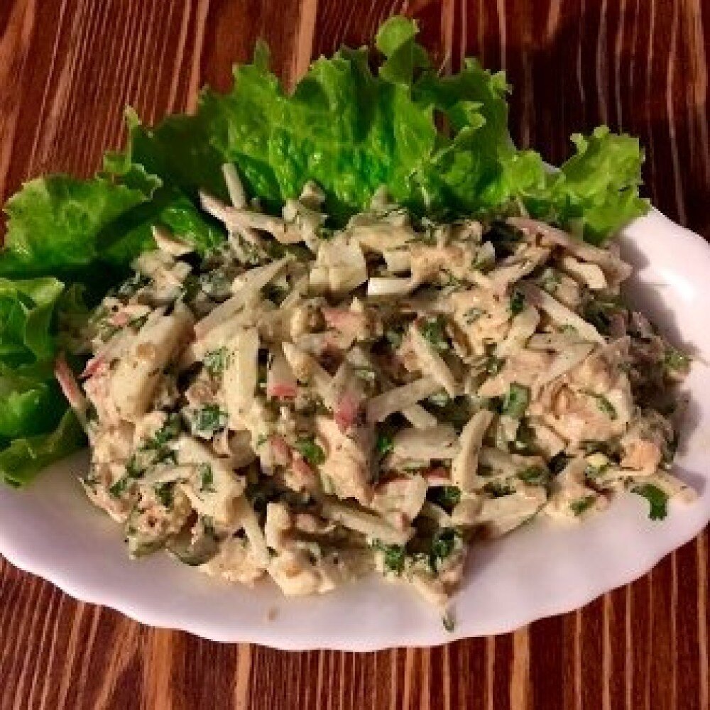 Салат «Тбилиси»