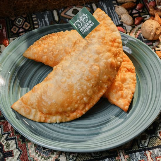 Чебурек с говядиной и свининой