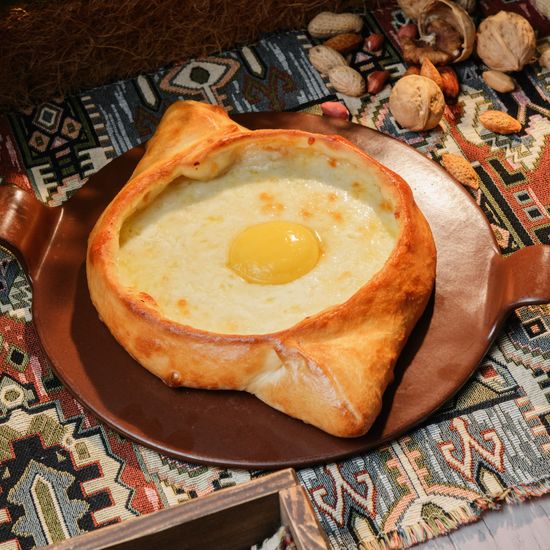 Хачапури по- аджарски