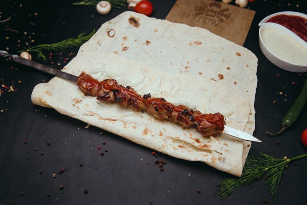 Свиная шея в лаваше