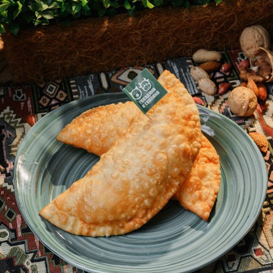 Чебурек с говядиной и свининой