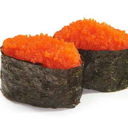 Икра летучей рыбы суши