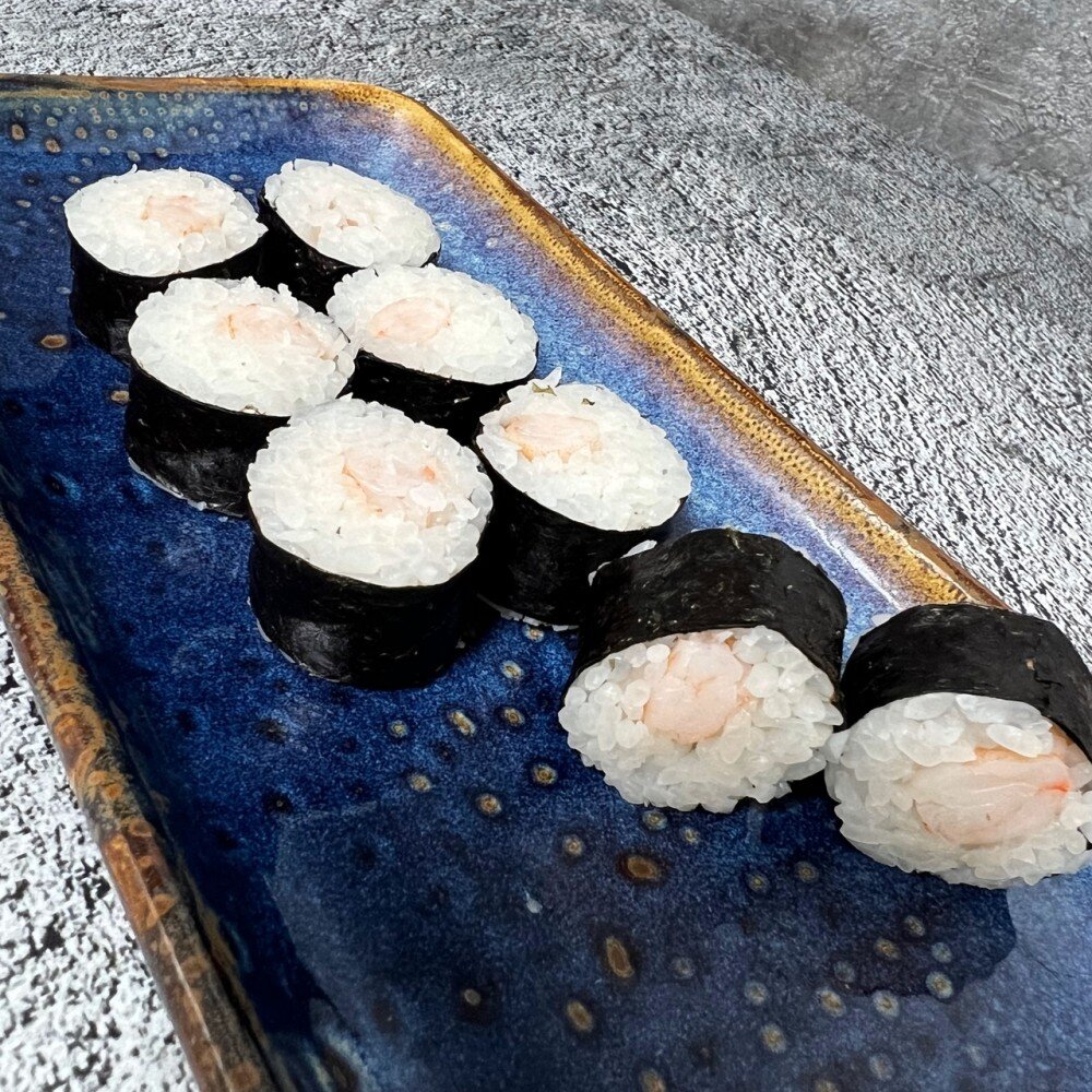 Ролл с креветкой