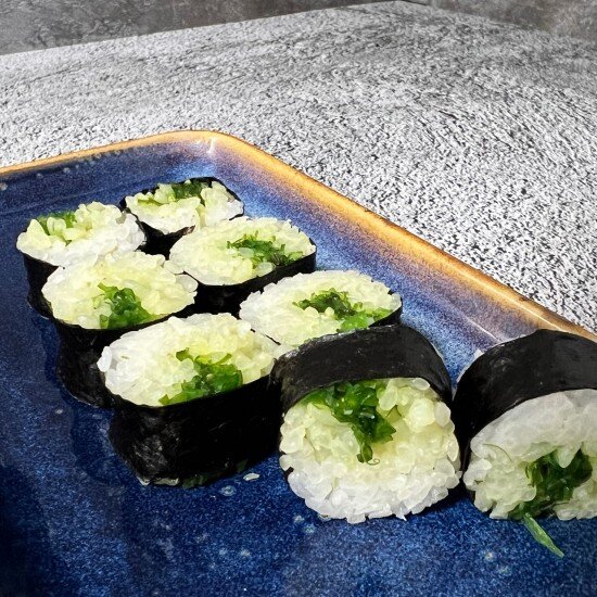 Ролл с чукой