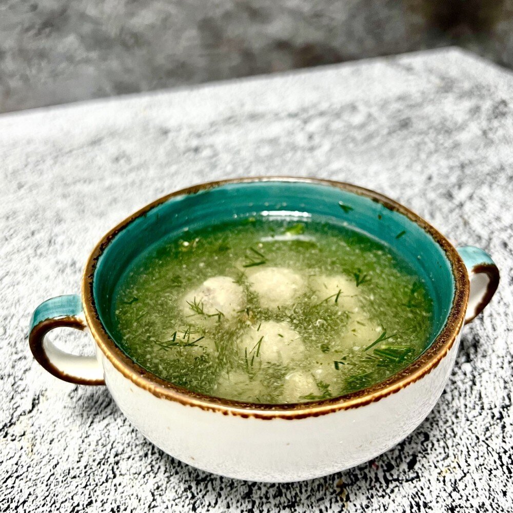 Бульон с фрикадельками