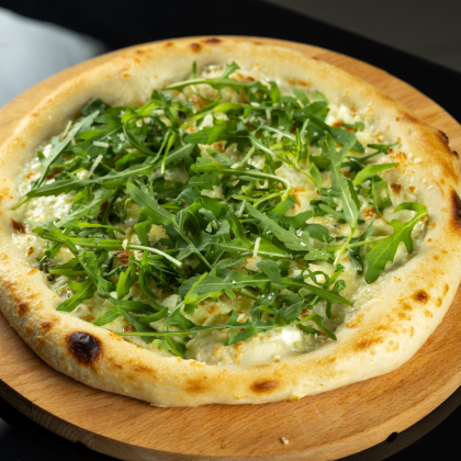 Пицца «4 сыра» на тонком тесте