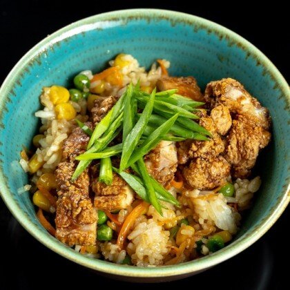 Рис с цыплёнком и овощами