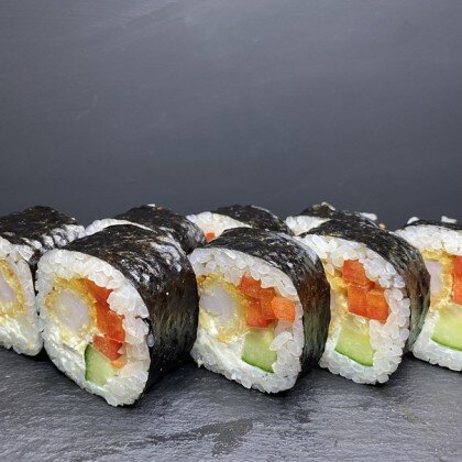 Ролл с креветкой в кляре