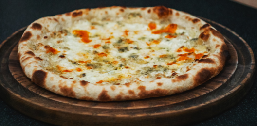 Пицца "Четыре сыра"