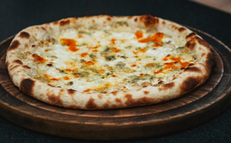 Пицца "Четыре сыра"