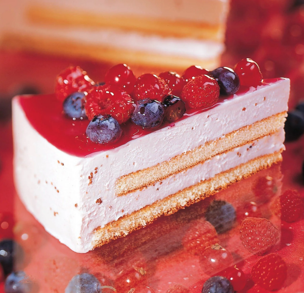 Мусс йогуртовый с лесными ягодами