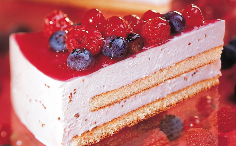 Мусс йогуртовый с лесными ягодами