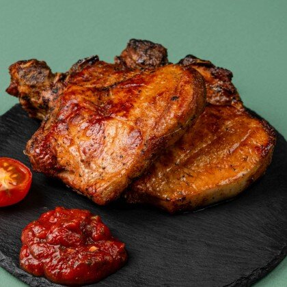 Шашлык из свиной корейки на ребре