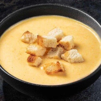 Сырный суп с крутонами