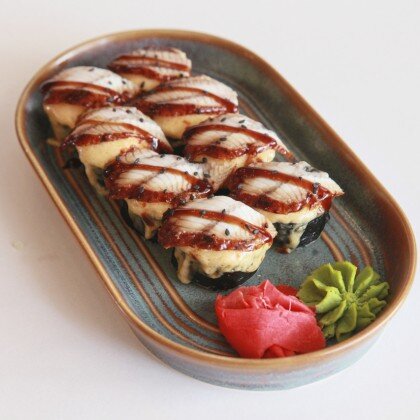 Ролл «Кирой запеченный»