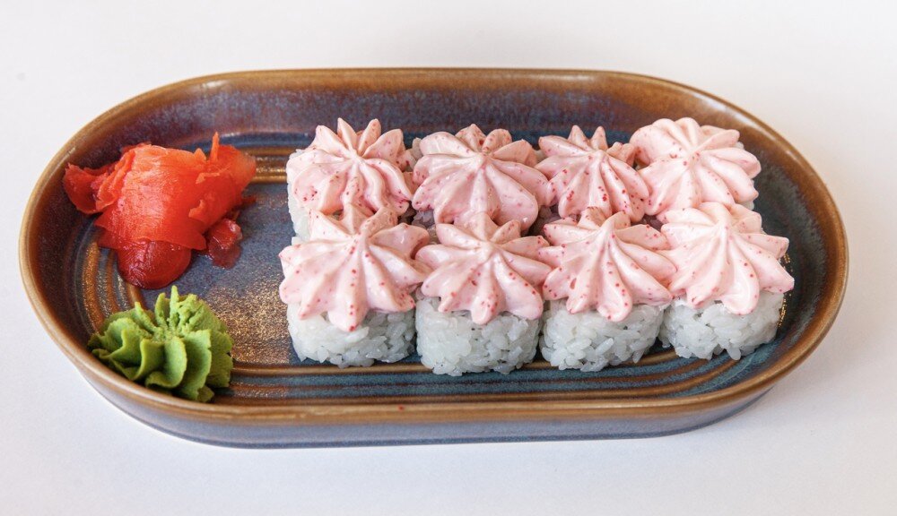 Ролл «ЛАВА»