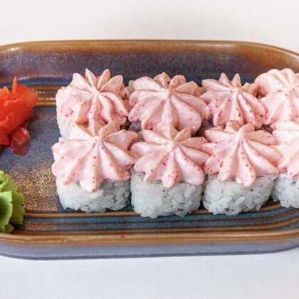 Ролл «ЛАВА»