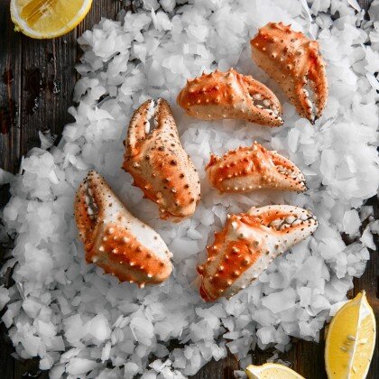 Кулак камчатского краба в панцире