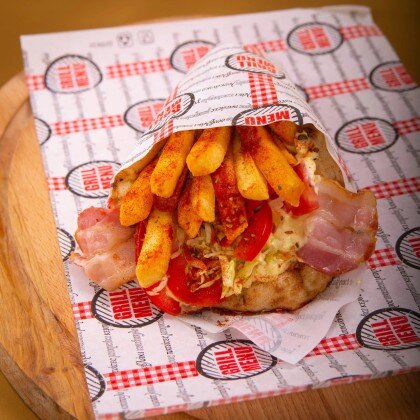 Гирос с курицей и беконом